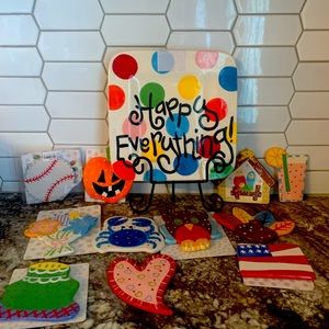 Mini Happy Everything plate with 11 Attachments